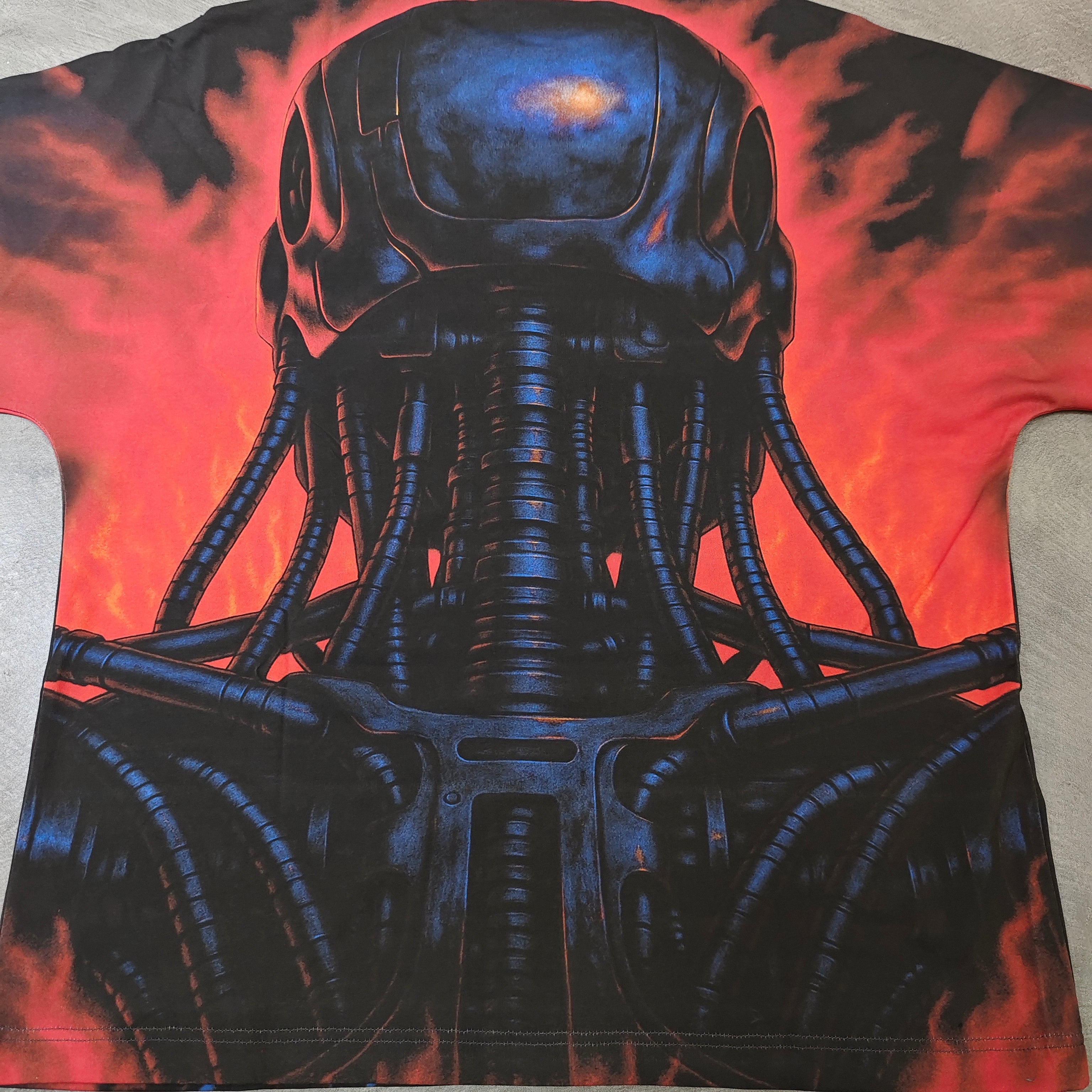 MEGALORE TERMINATOR TEE